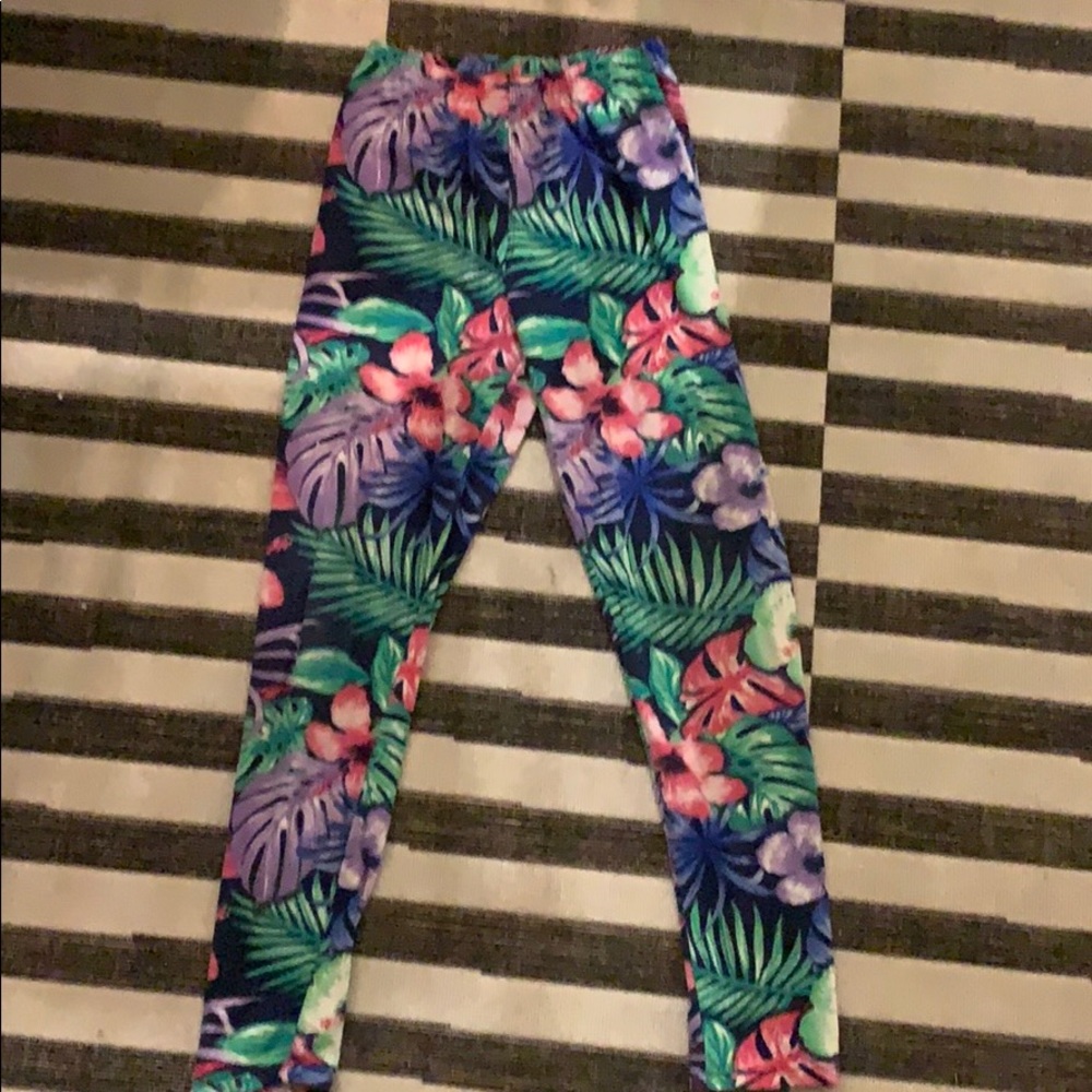 Super comfy floral leggings